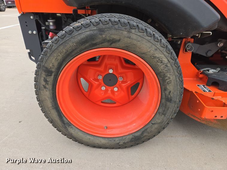 image for item DW8539 2022 Kubota ZD1211 ZTR lawn mower