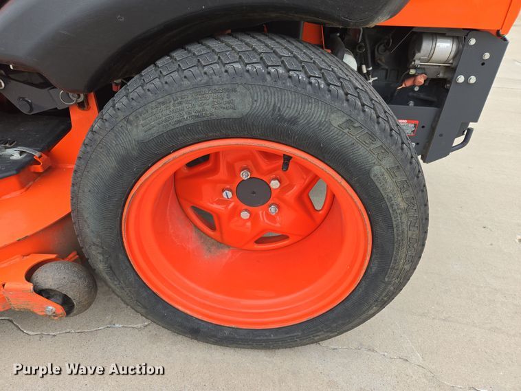 image for item DW8539 2022 Kubota ZD1211 ZTR lawn mower