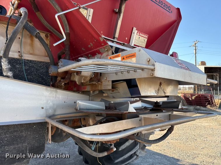 image for item ED5540 2003 Case IH FLX4510 spreader