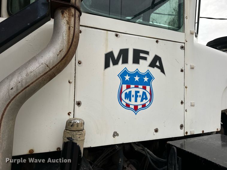 image for item EN5131 Mertz 3300 spreader