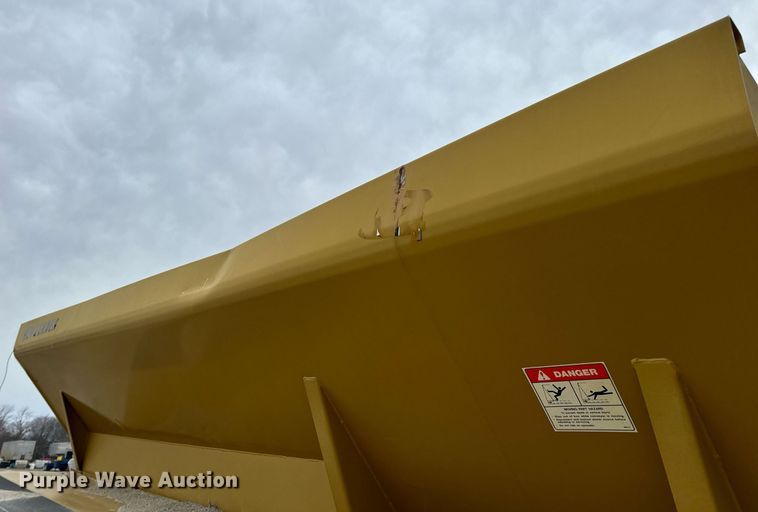 image for item EN5131 Mertz 3300 spreader