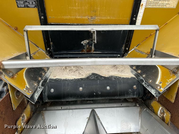 image for item EN5131 Mertz 3300 spreader