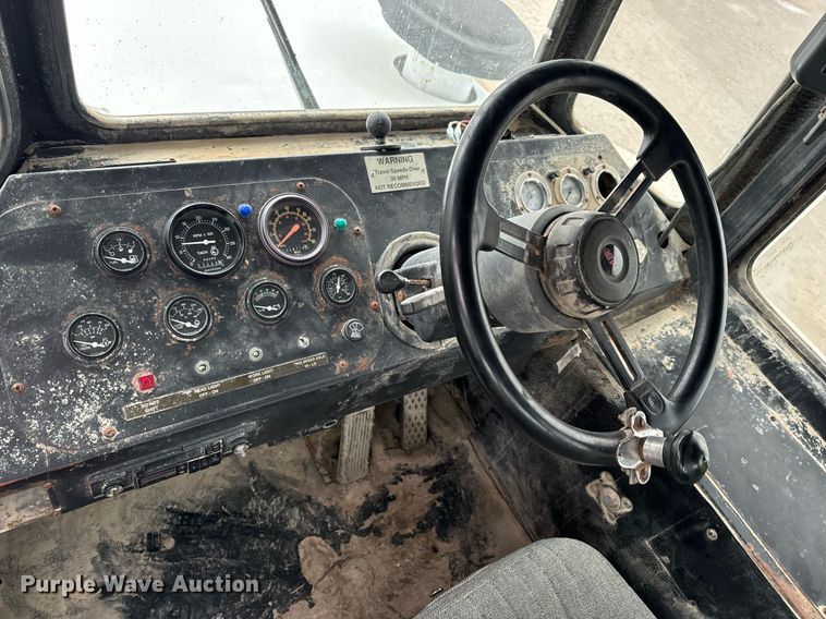 image for item EN5131 Mertz 3300 spreader