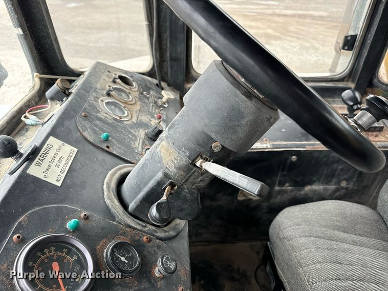 image for item EN5131 Mertz 3300 spreader