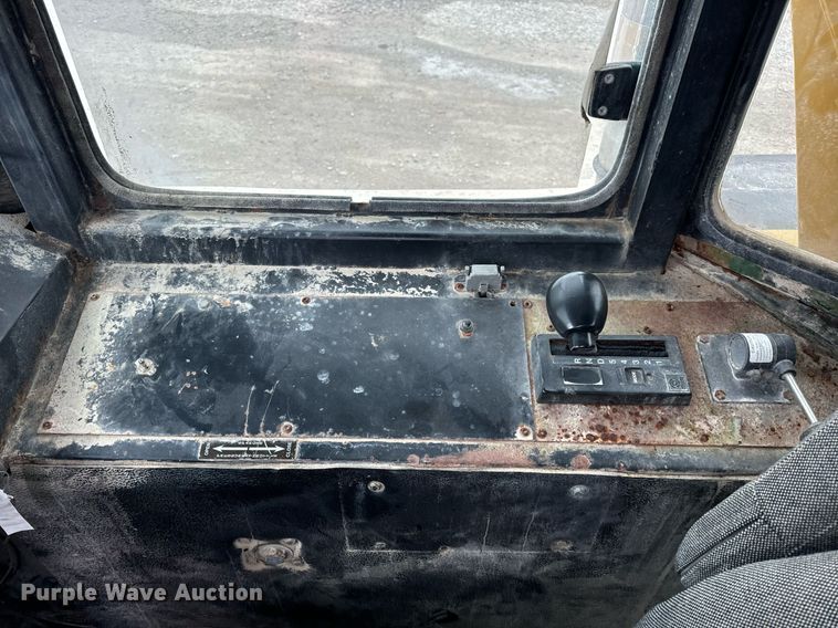 image for item EN5131 Mertz 3300 spreader