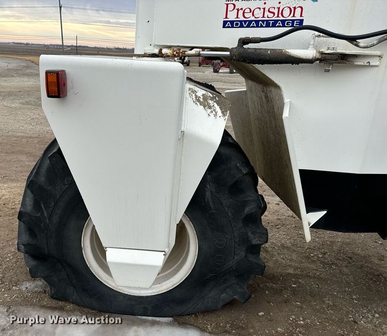 image for item EN5131 Mertz 3300 spreader