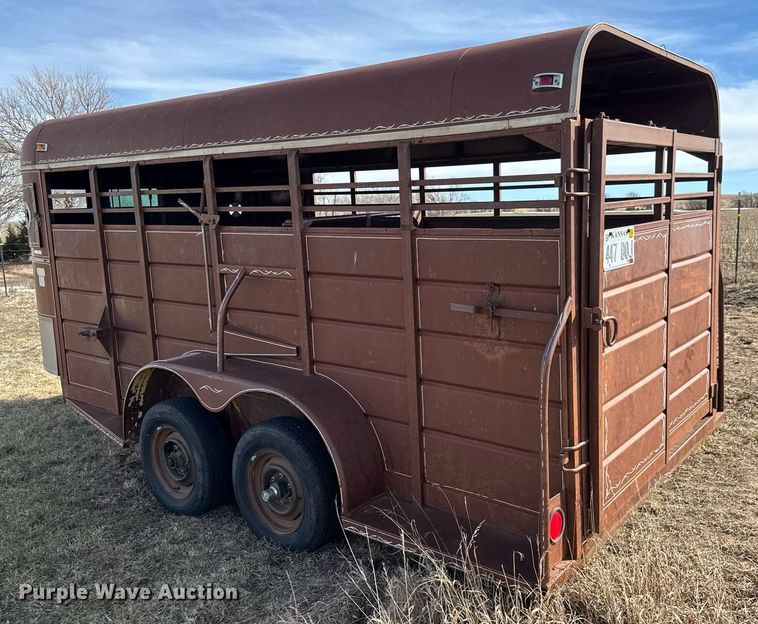 image for item EQ1086 1981 W-W livestock trailer