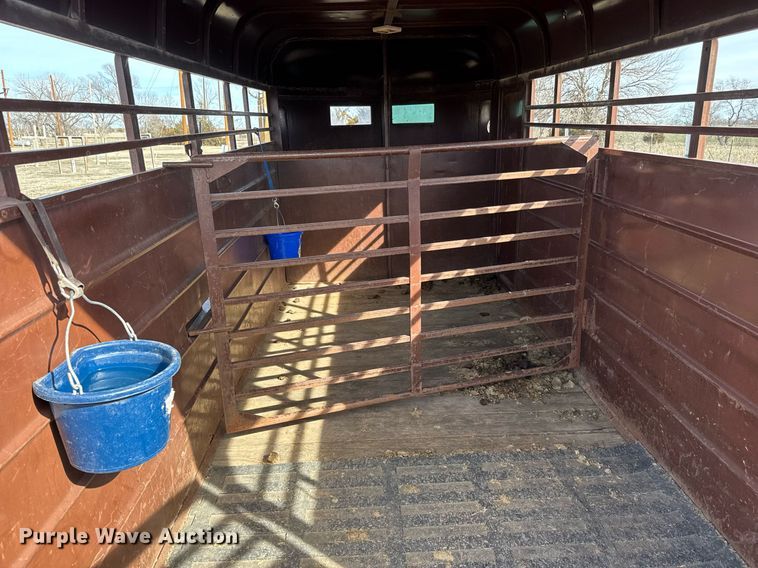 image for item EQ1086 1981 W-W livestock trailer