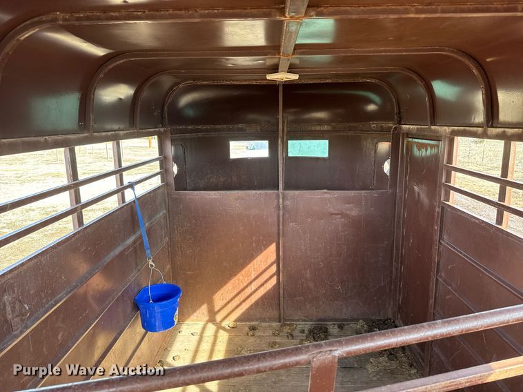 image for item EQ1086 1981 W-W livestock trailer