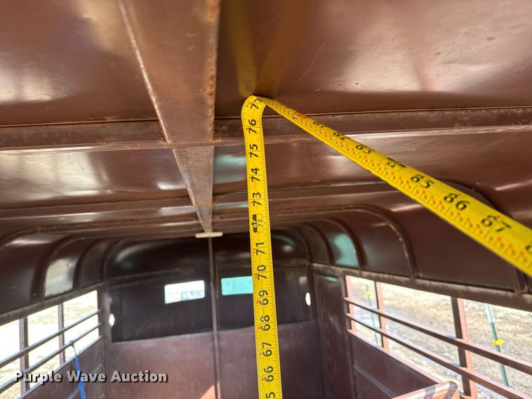 image for item EQ1086 1981 W-W livestock trailer