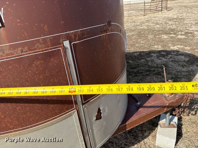 image for item EQ1086 1981 W-W livestock trailer