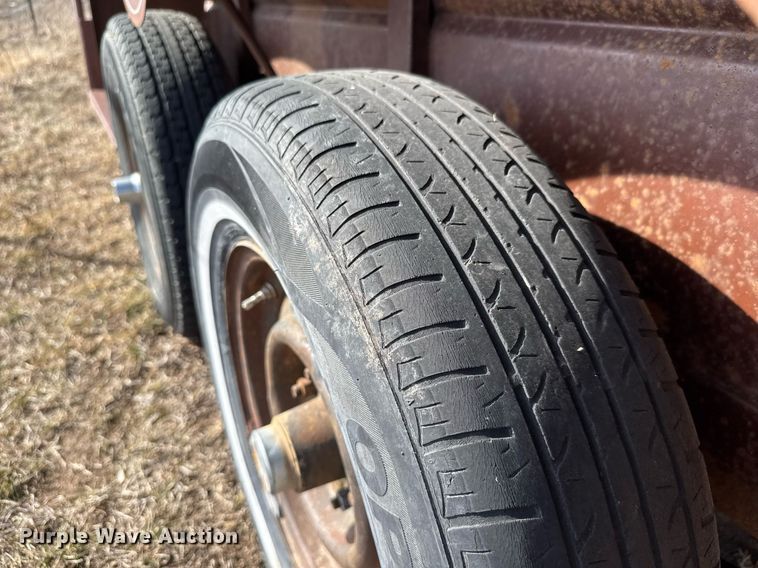 image for item EQ1086 1981 W-W livestock trailer