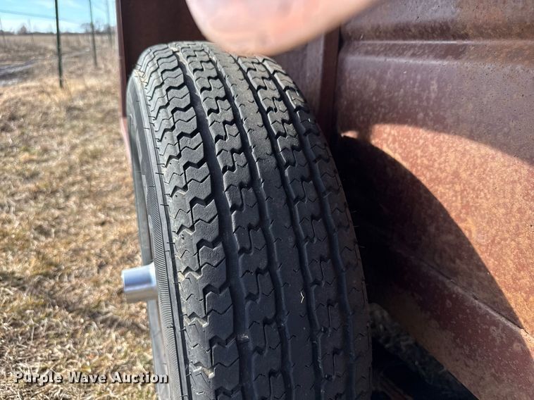 image for item EQ1086 1981 W-W livestock trailer