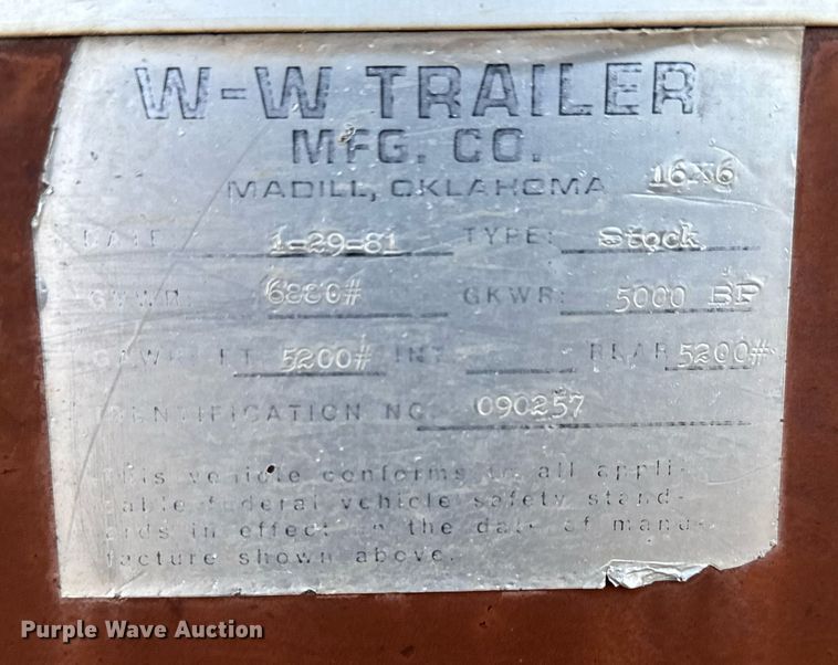 image for item EQ1086 1981 W-W livestock trailer