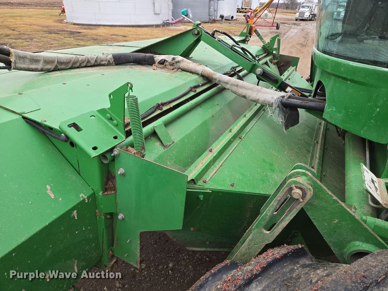 image for item EQ3956 2000 John Deere 4990 SP swather / windrower