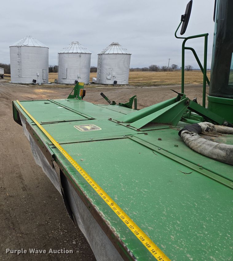 image for item EQ3956 2000 John Deere 4990 SP swather / windrower