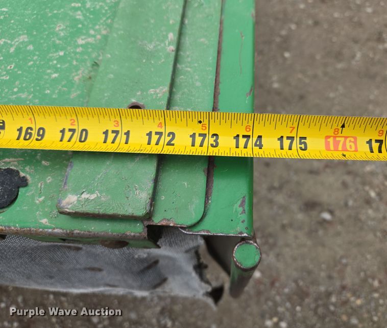 image for item EQ3956 2000 John Deere 4990 SP swather / windrower