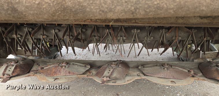 image for item EQ3956 2000 John Deere 4990 SP swather / windrower