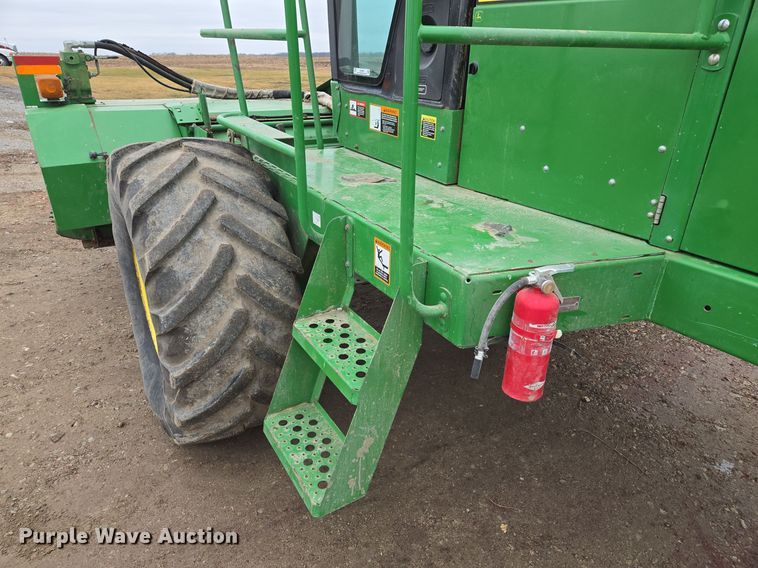 image for item EQ3956 2000 John Deere 4990 SP swather / windrower