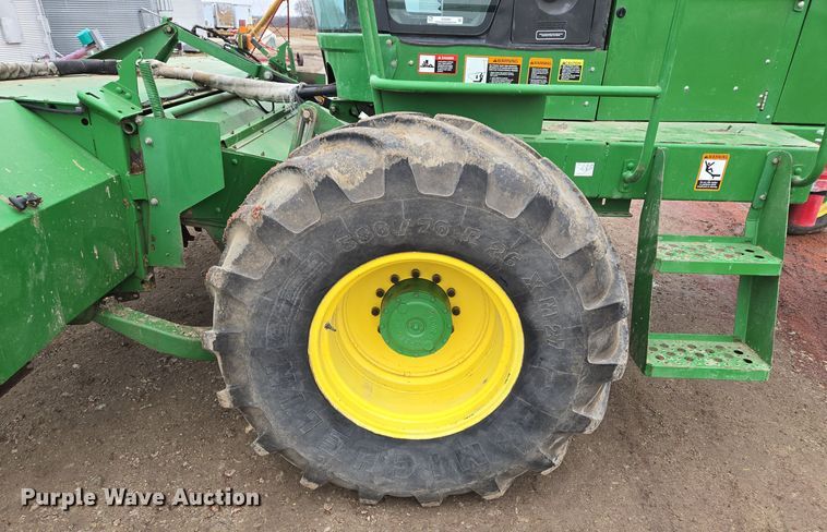 image for item EQ3956 2000 John Deere 4990 SP swather / windrower