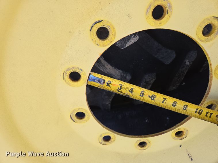 image for item EQ6734 (8) tractor tires and wheels