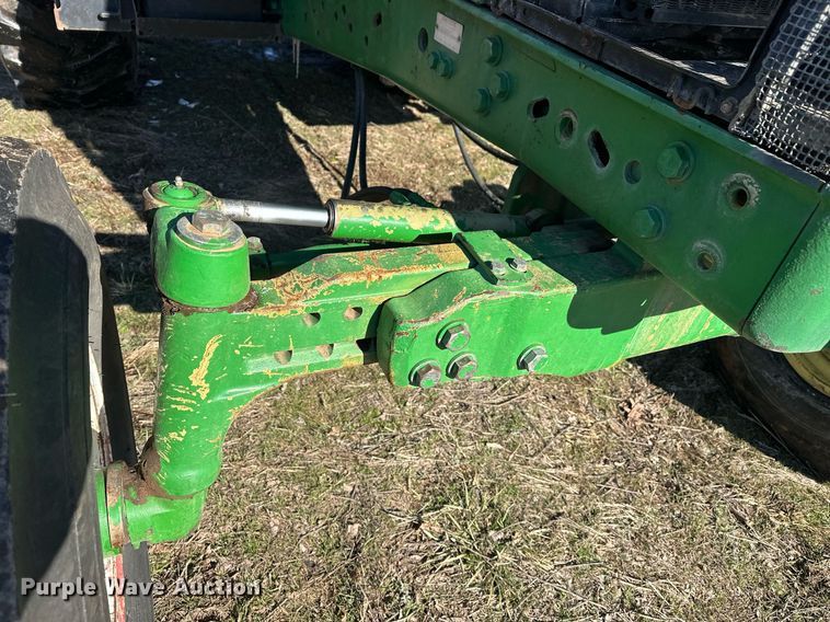 image for item ER4998 1997 John Deere 7410 tractor