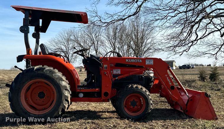 image for item ER4999 Kubota L3130D MFWD tractor