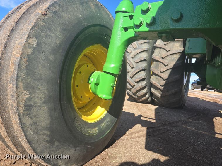 image for item ER5124 1976 John Deere 4630 tractor