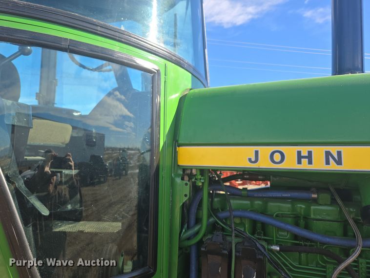 image for item ER5124 1976 John Deere 4630 tractor