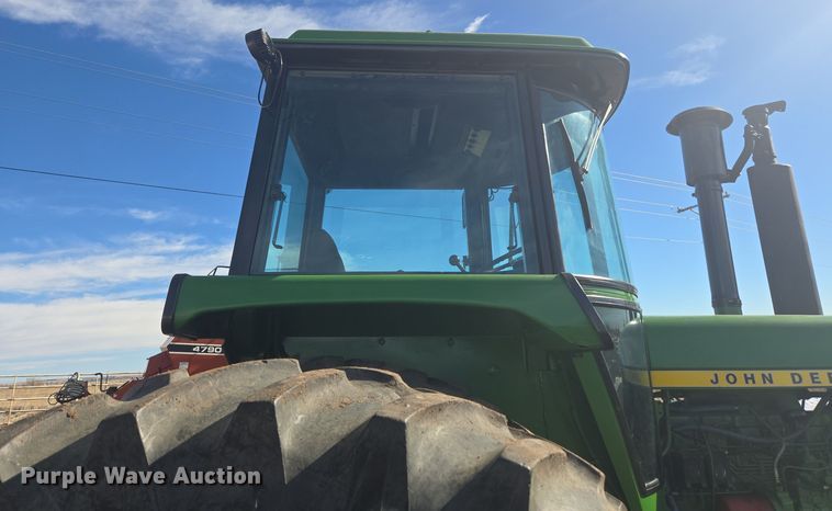 image for item ER5124 1976 John Deere 4630 tractor
