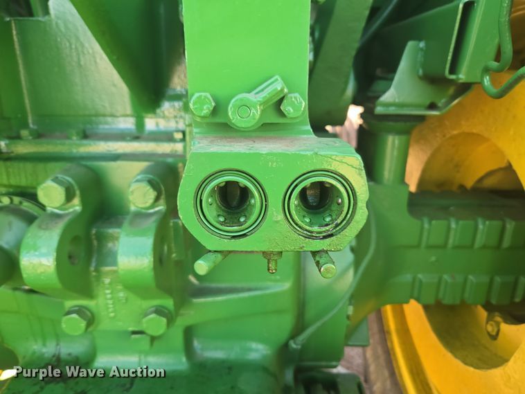 image for item ER5124 1976 John Deere 4630 tractor