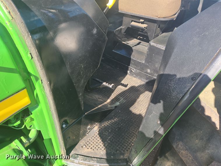 image for item ER5124 1976 John Deere 4630 tractor