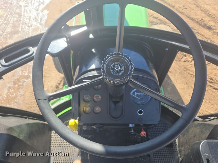 image for item ER5124 1976 John Deere 4630 tractor