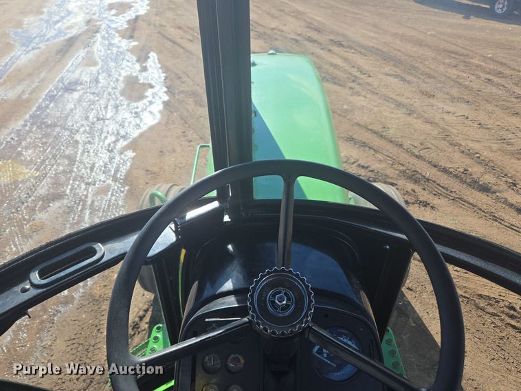 image for item ER5124 1976 John Deere 4630 tractor