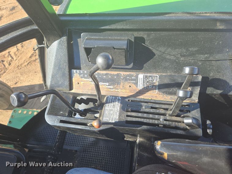 image for item ER5124 1976 John Deere 4630 tractor