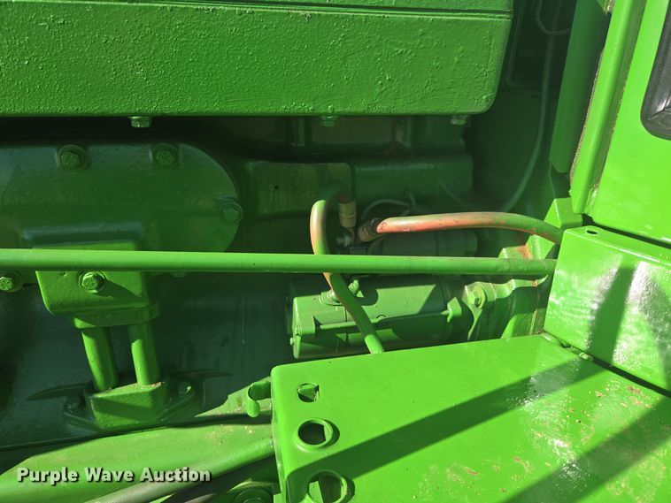 image for item ER5124 1976 John Deere 4630 tractor