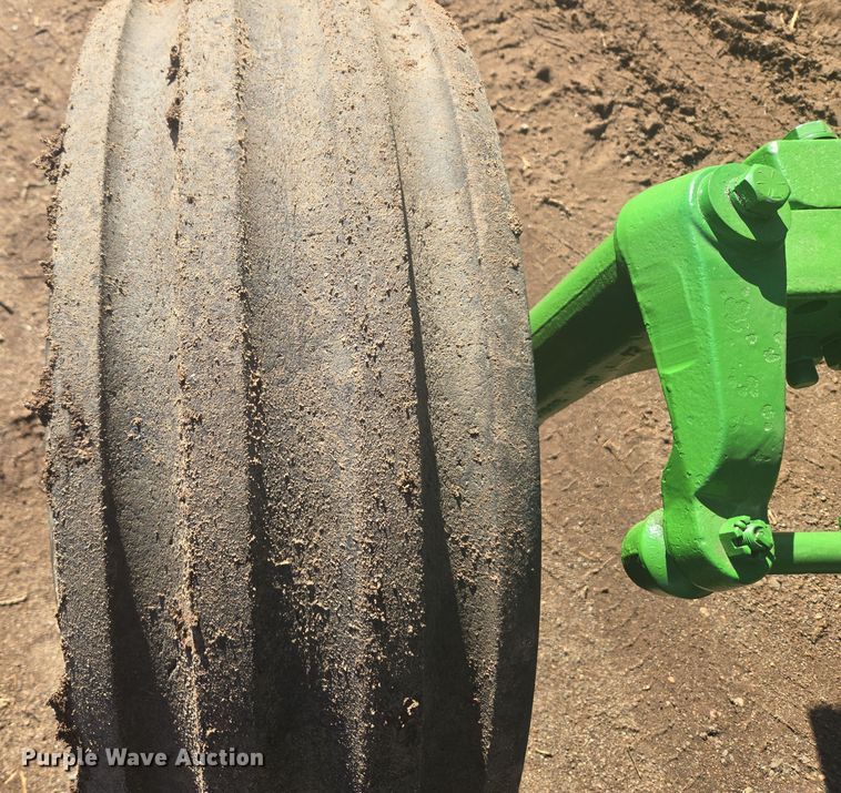 image for item ER5124 1976 John Deere 4630 tractor