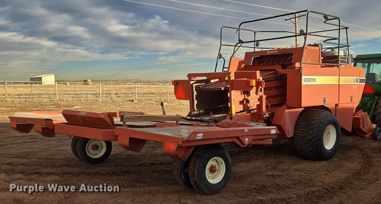 image for item ER5126 2003 Hesston 4790 large square baler