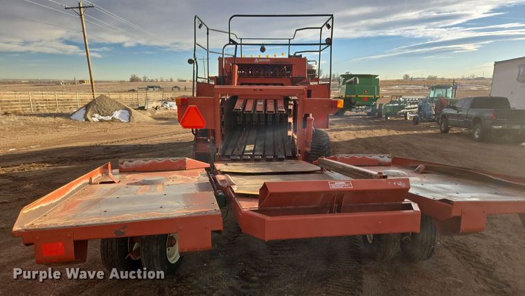 image for item ER5126 2003 Hesston 4790 large square baler