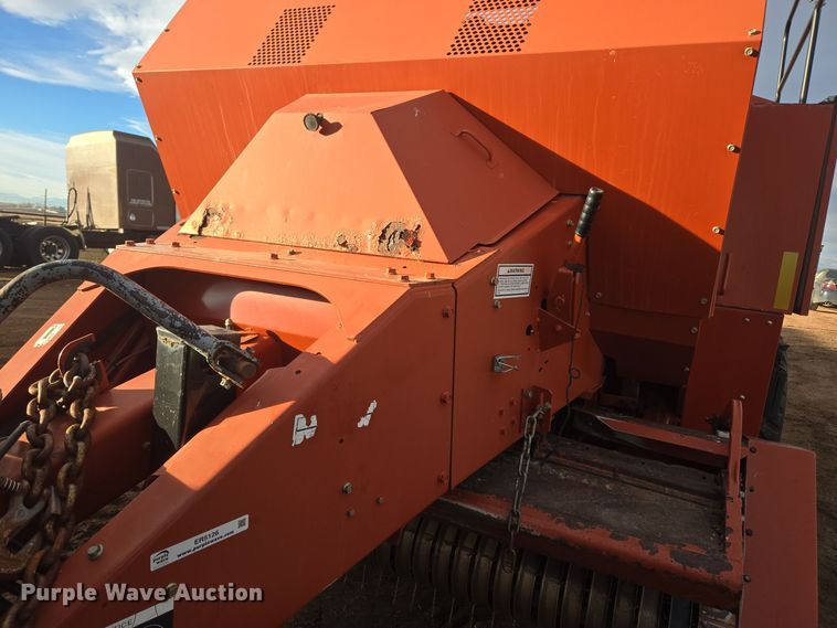 image for item ER5126 2003 Hesston 4790 large square baler