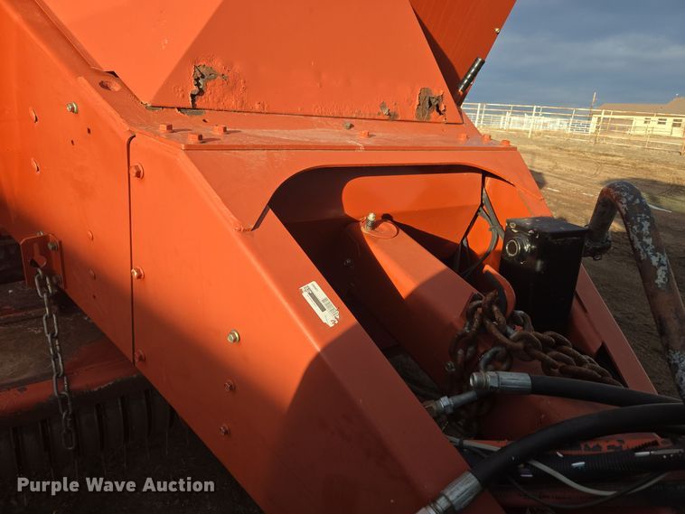 image for item ER5126 2003 Hesston 4790 large square baler