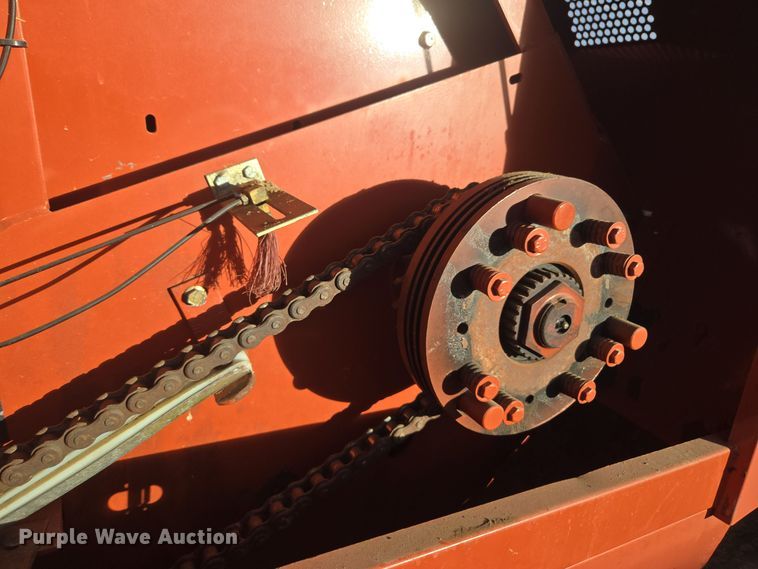 image for item ER5126 2003 Hesston 4790 large square baler