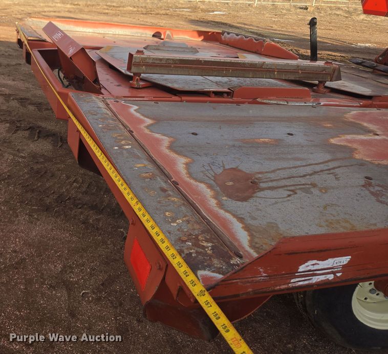 image for item ER5126 2003 Hesston 4790 large square baler