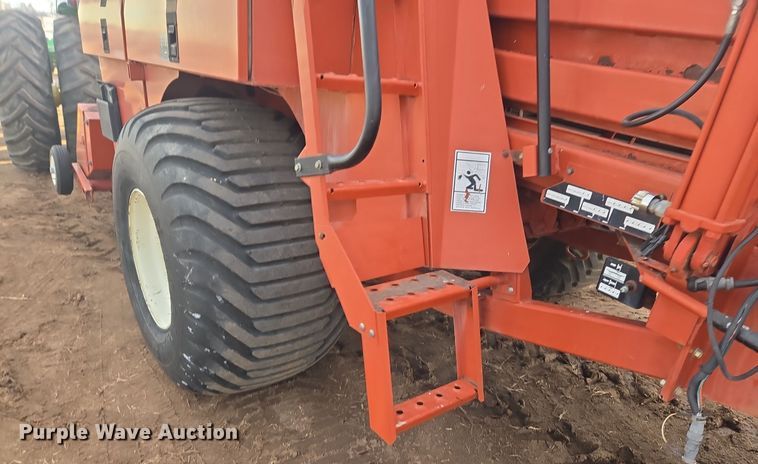 image for item ER5126 2003 Hesston 4790 large square baler