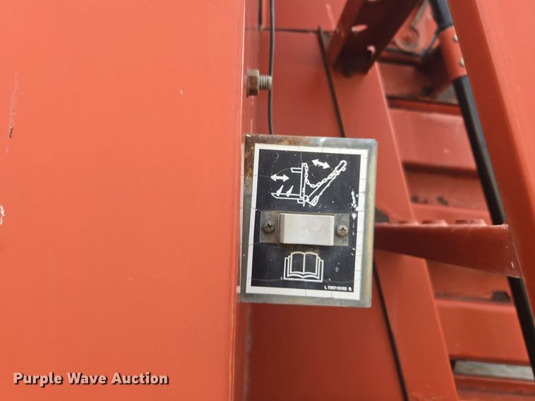 image for item ER5126 2003 Hesston 4790 large square baler