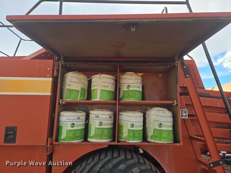 image for item ER5126 2003 Hesston 4790 large square baler