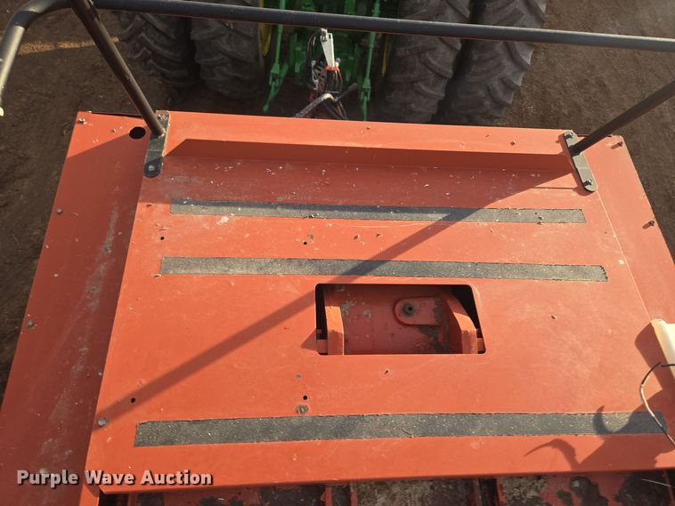 image for item ER5126 2003 Hesston 4790 large square baler