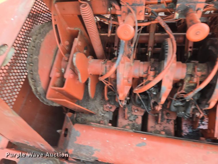 image for item ER5126 2003 Hesston 4790 large square baler