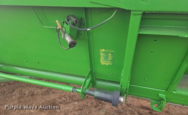 image for item ER5127 John Deere 930 rigid head