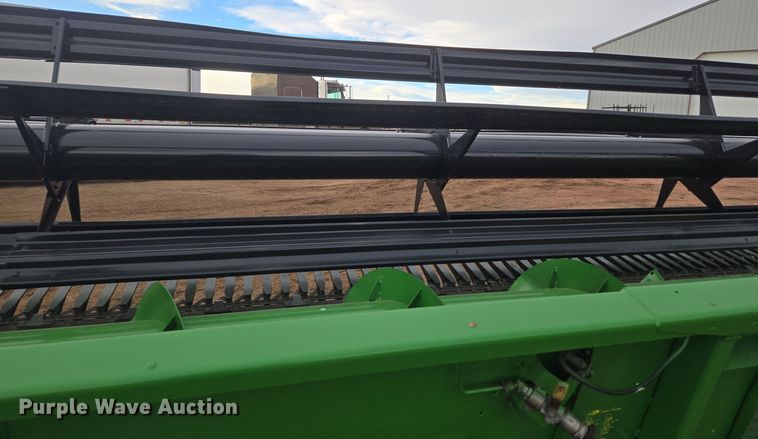 image for item ER5127 John Deere 930 rigid head